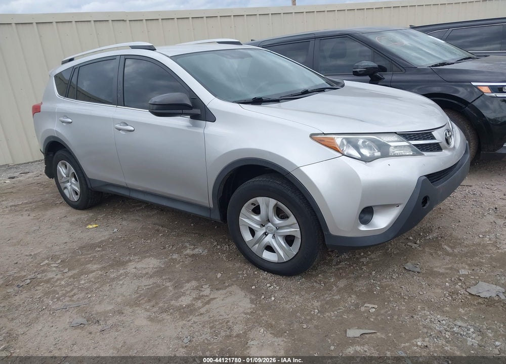 2014 TOYOTA RAV4 LE VIN: JTMBFREV3EJ007817