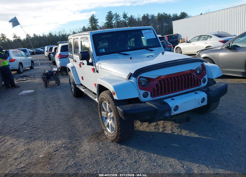 2016 JEEP WRANGLER UNLIMITED SAHARA VIN: 1C4BJWEG1GL167510