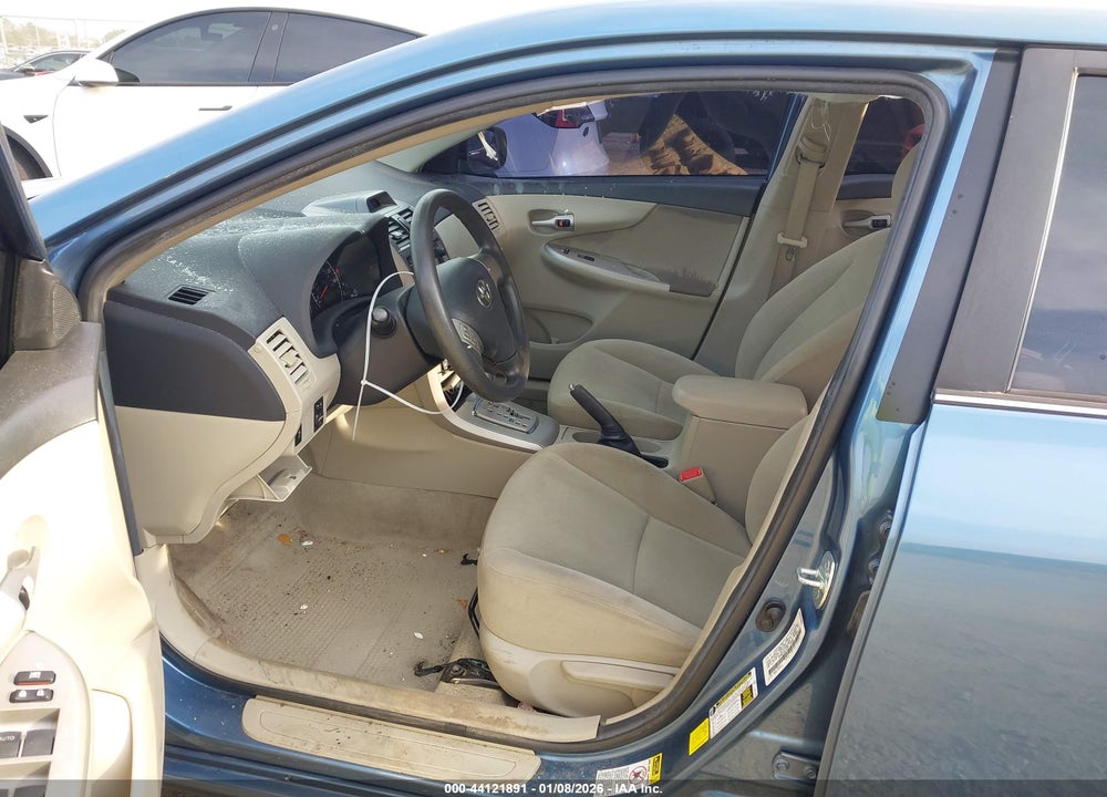 2013 TOYOTA COROLLA LE VIN: 5YFBU4EE4DP117830