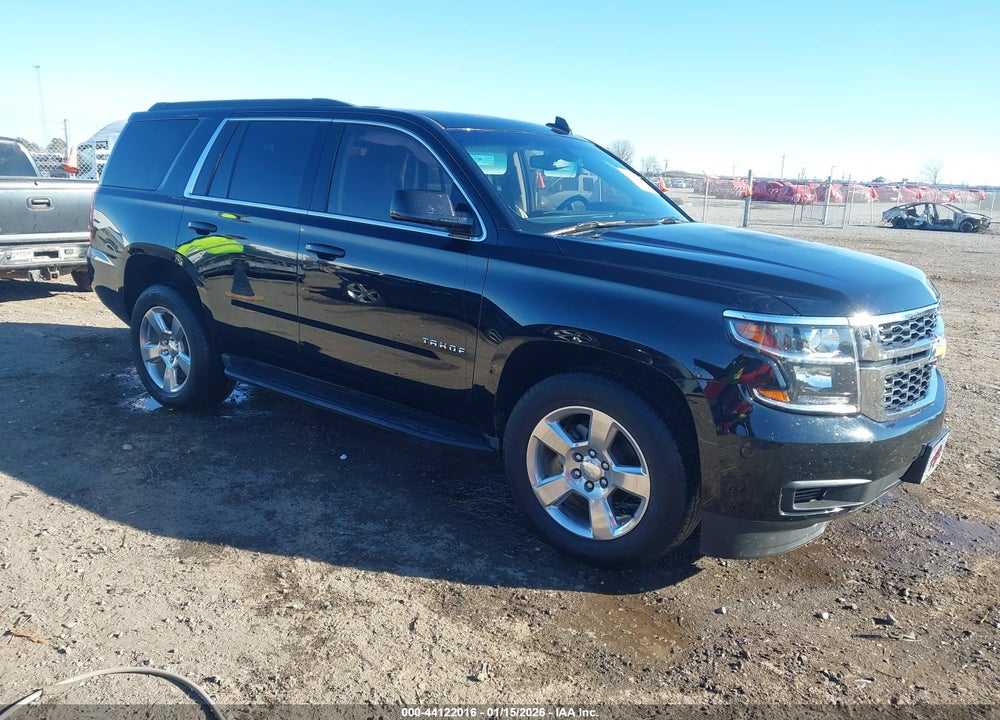 2017 CHEVROLET TAHOE LS VIN: 1GNSCAKC2HR364383