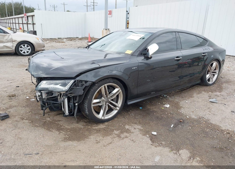 2015 AUDI S7 4.0T VIN: WAUW2AFC8FN015625