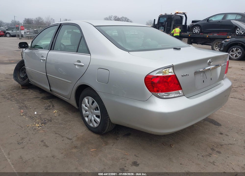 2005 TOYOTA CAMRY LE VIN: 4T1BE32K45U608870