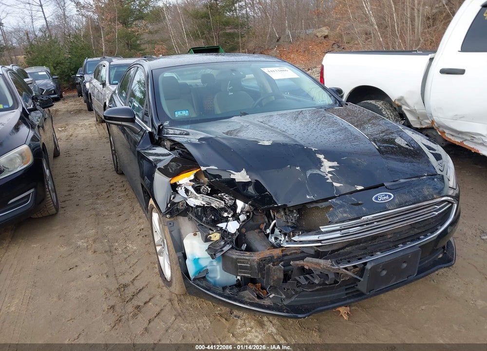 2018 FORD FUSION SE VIN: 3FA6P0H72JR228161