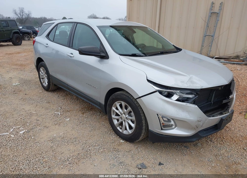 2018 CHEVROLET EQUINOX LS VIN: 2GNAXREV9J6208855