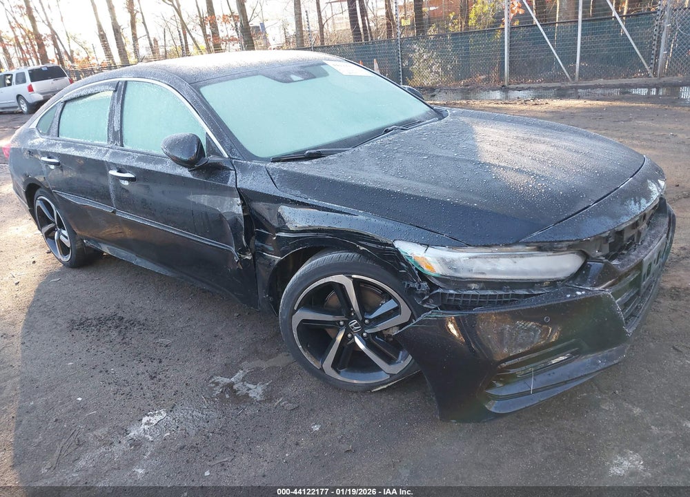 2018 HONDA ACCORD TOURING VIN: 1HGCV1F92JA103170