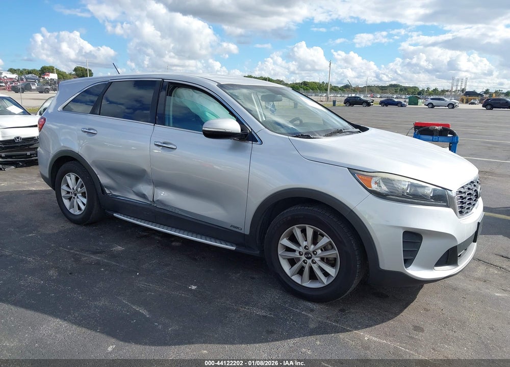 2019 KIA SORENTO 2.4L LX VIN: 5XYPGDA34KG527580