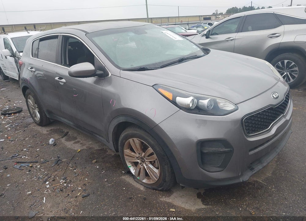 2018 KIA SPORTAGE LX VIN: KNDPM3AC2J7346525