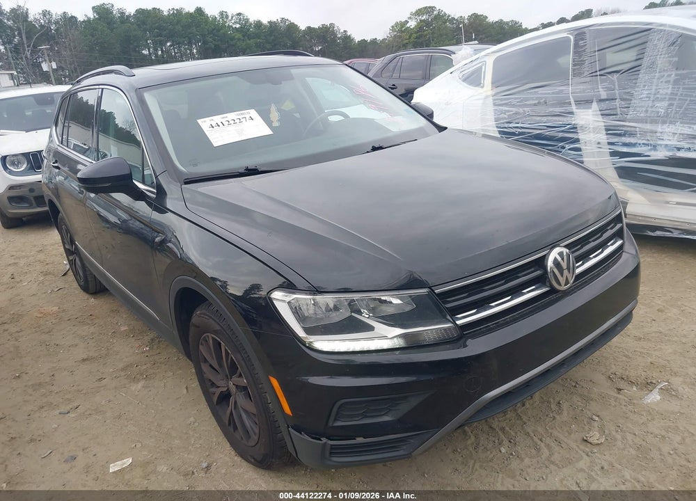 2018 VOLKSWAGEN TIGUAN 2.0T SE/2.0T SEL VIN: 3VV3B7AXXJM219186