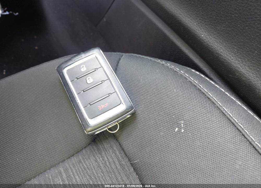 2023 JEEP GRAND CHEROKEE LAREDO 4X2 VIN: 1C4RJGAG1PC521228