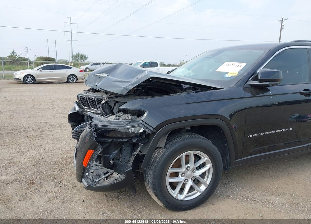 2023 JEEP GRAND CHEROKEE LAREDO 4X2 VIN: 1C4RJGAG1PC521228