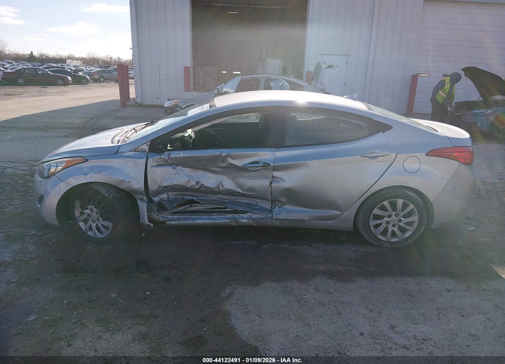 2012 HYUNDAI ELANTRA GLS VIN: 5NPDH4AE8CH134774