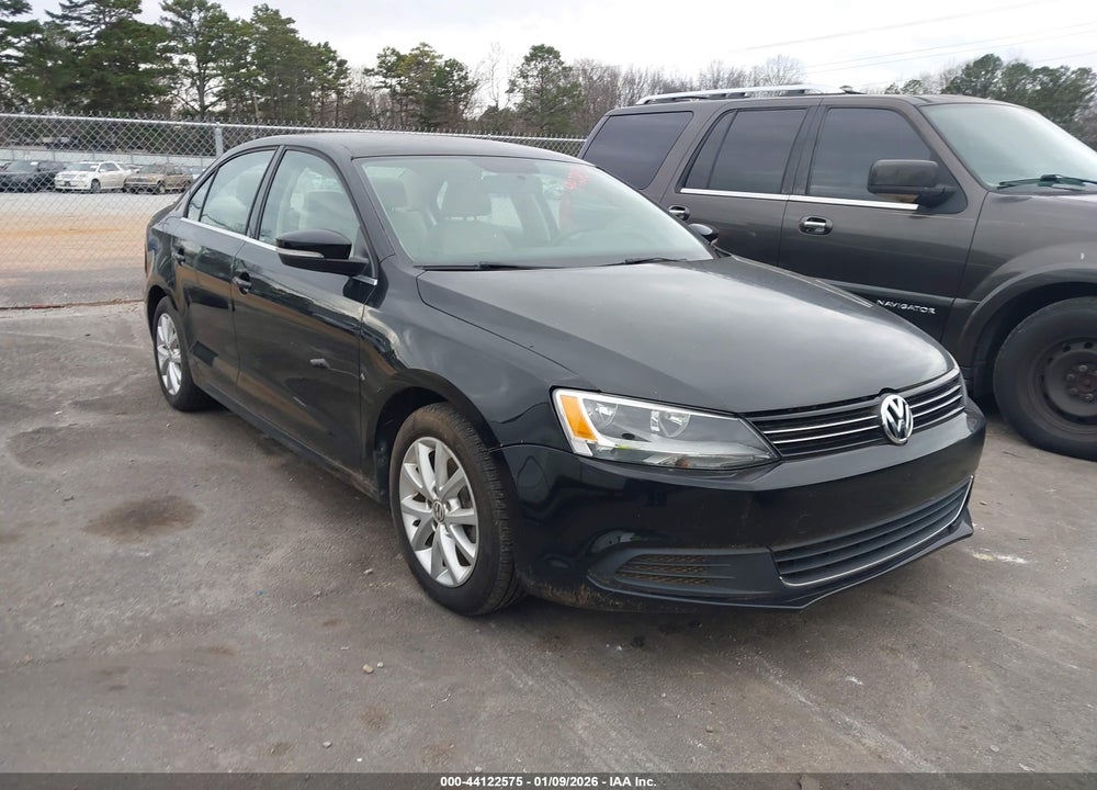 2014 VOLKSWAGEN JETTA 1.8T SE VIN: 3VWD17AJ7EM398548