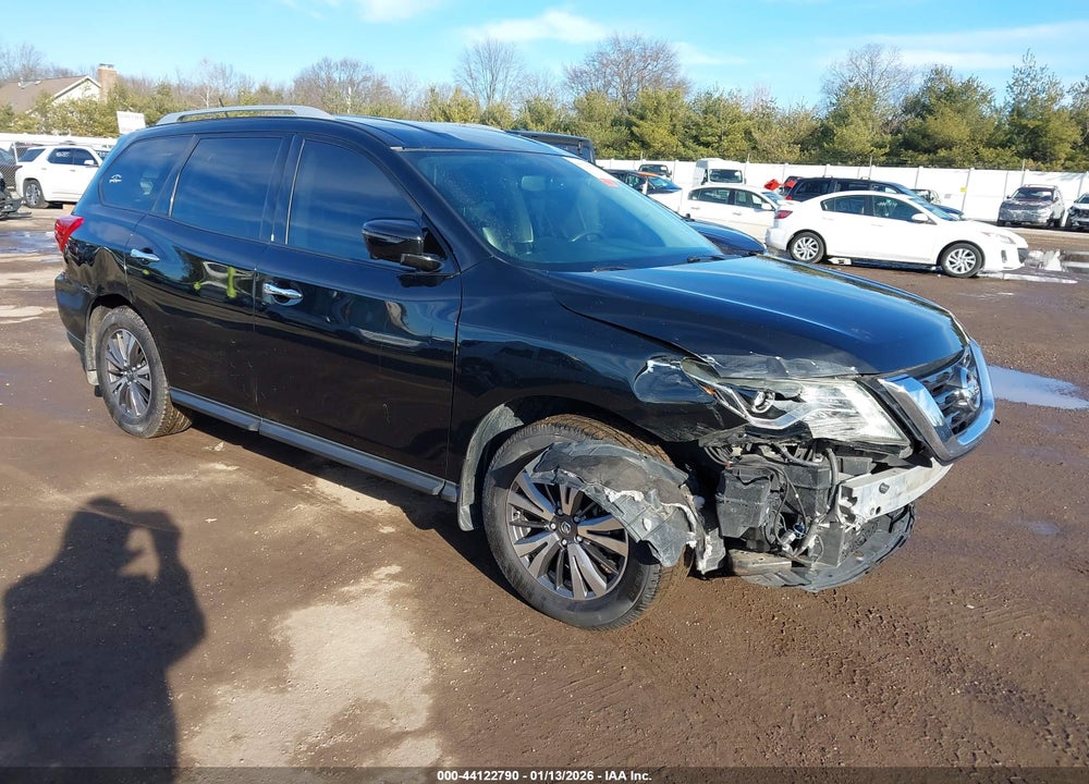2017 NISSAN PATHFINDER SL VIN: 5N1DR2MM3HC655405
