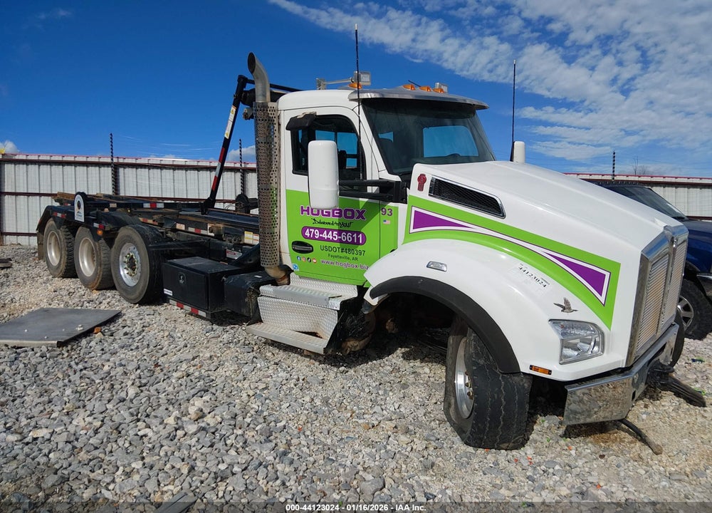 2024 KENWORTH T880 VIN: 1NKZX4TX1RJ367059