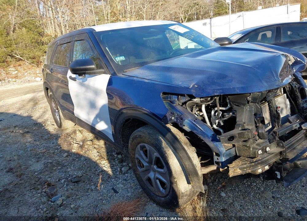 2025 FORD POLICE INTERCEPTOR UTILITY VIN: 1FM5K8AB2SGB70445