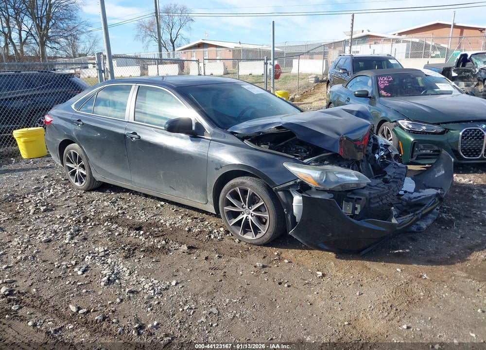 2017 TOYOTA CAMRY XSE VIN: 4T1BF1FK5HU622647