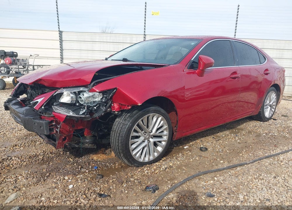 2013 LEXUS ES 350 VIN: JTHBK1GG2D2070832