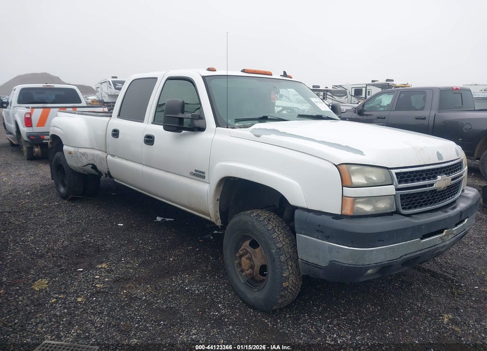 2007 CHEVROLET SILVERADO 3500 CLASSIC LT3 VIN: 1GCJK33D67F102523