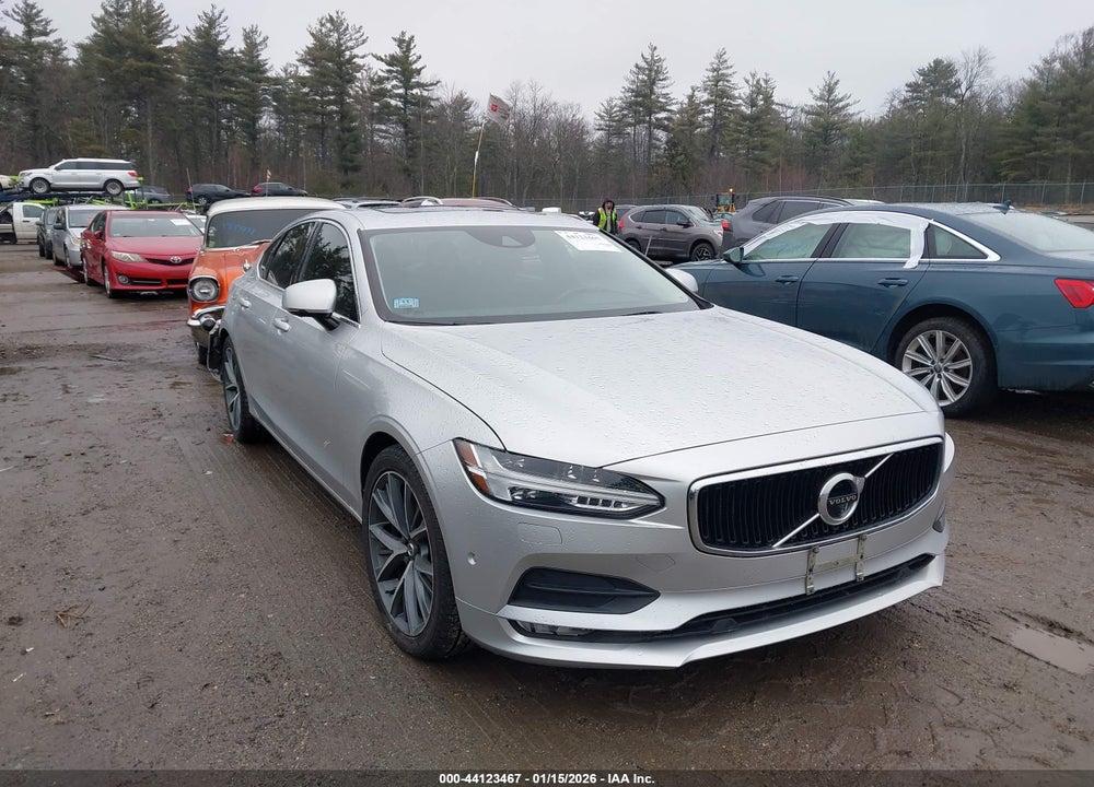 2017 VOLVO S90 T6 MOMENTUM VIN: YV1A22MK7H1015259