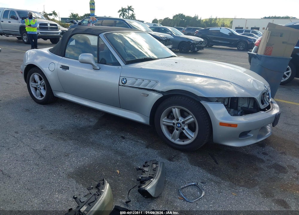 2000 BMW Z3 2.3 VIN: WBACH9341YLM92621
