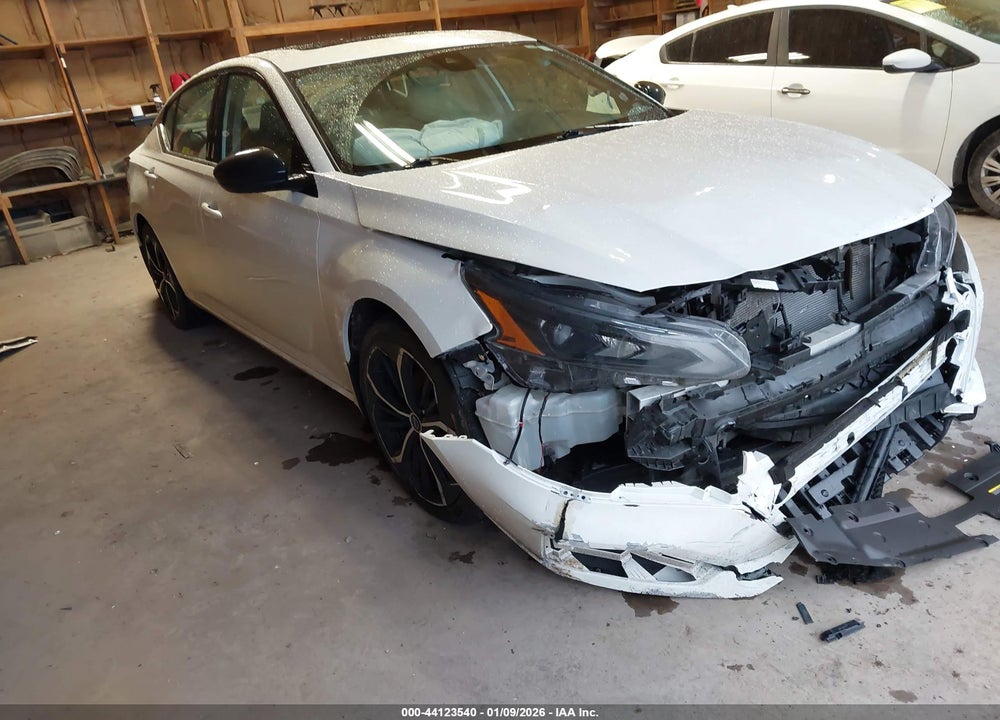2024 NISSAN ALTIMA SR FWD VIN: 1N4BL4CV4RN408375