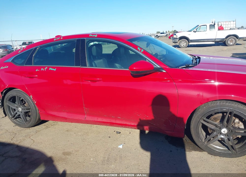 2018 HONDA ACCORD SPORT 2.0T VIN: 1HGCV2F35JA001413