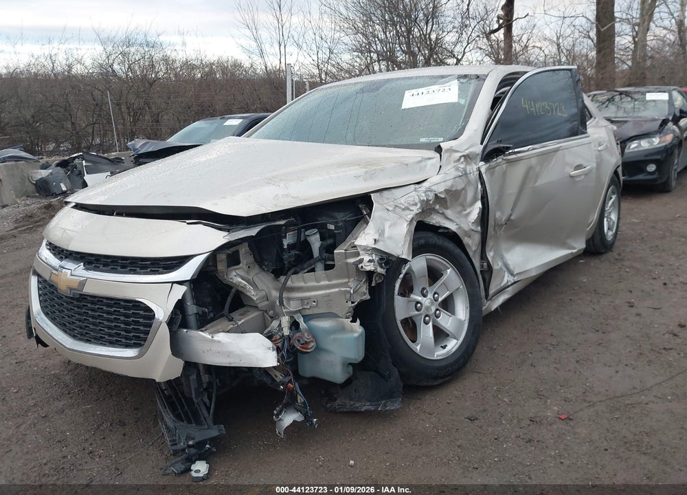 2015 CHEVROLET MALIBU LS VIN: 1G11B5SL4FF173389