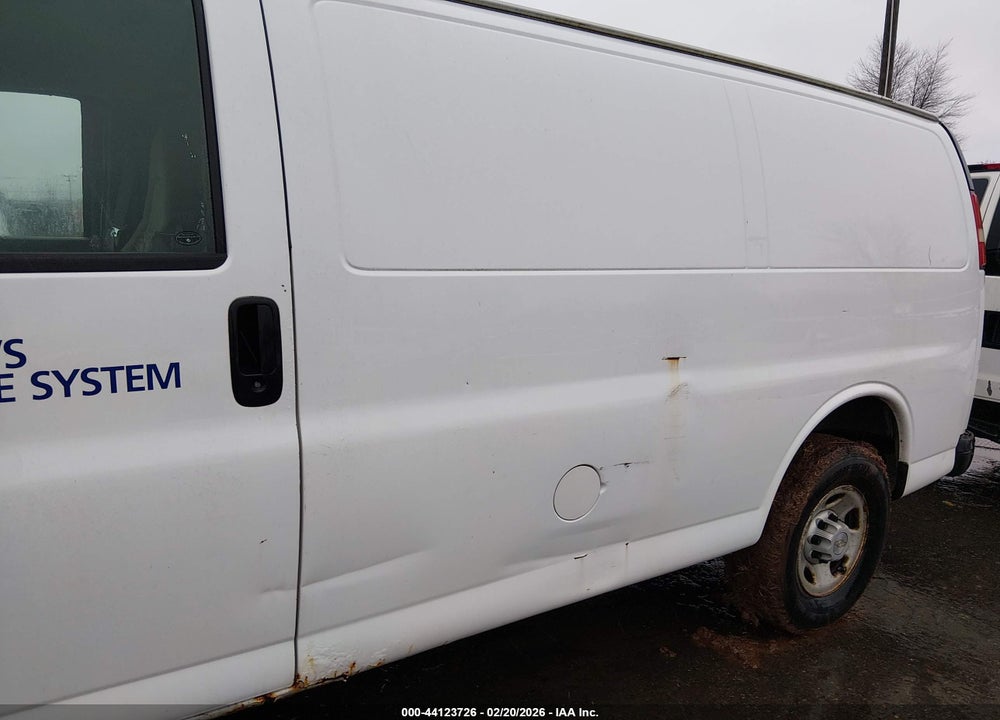 2008 CHEVROLET EXPRESS WORK VAN VIN: 1GCGG25C481164785