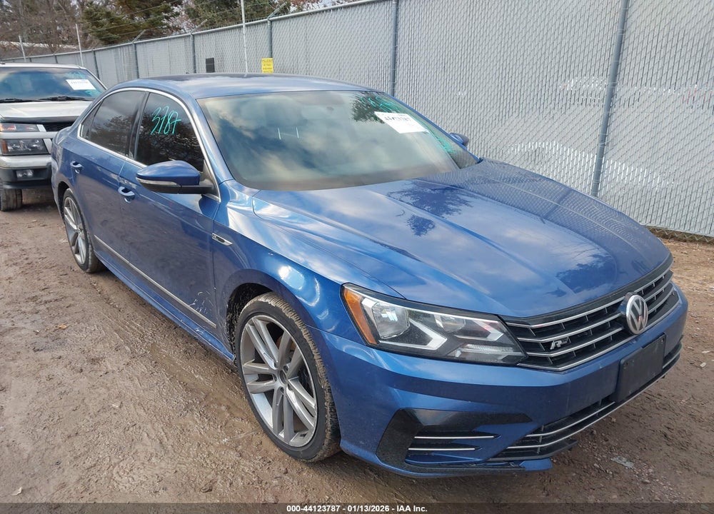 2017 VOLKSWAGEN PASSAT 1.8T R-LINE VIN: 1VWDT7A37HC037399