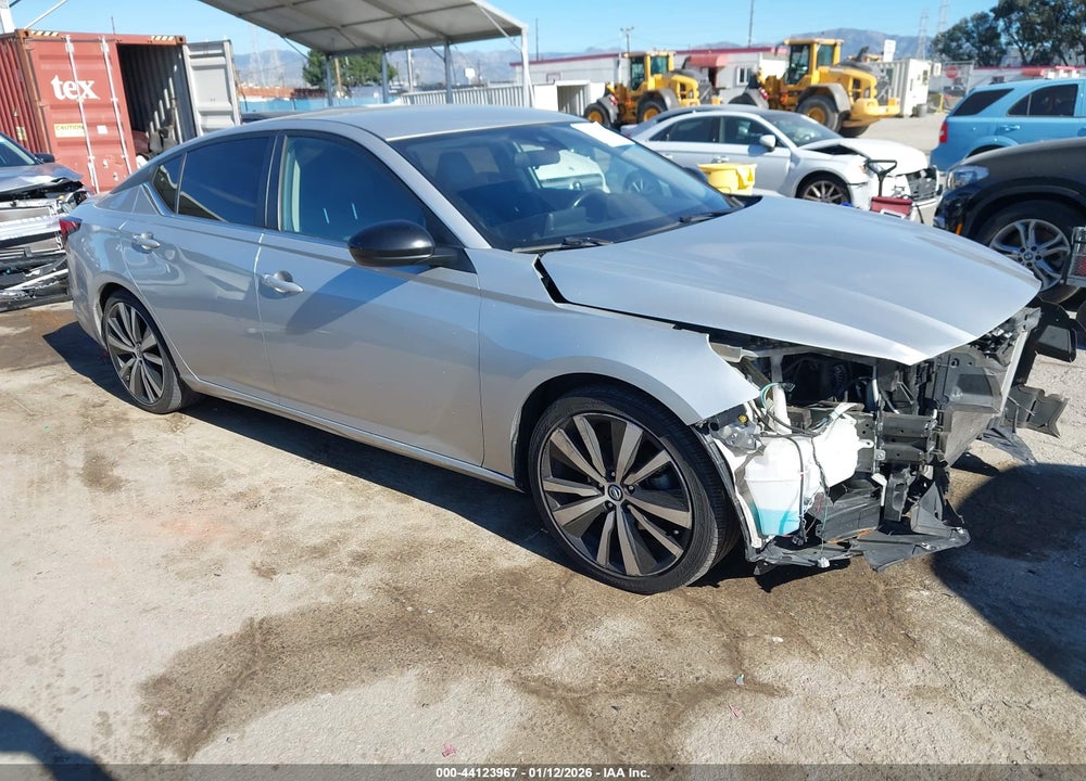 2022 NISSAN ALTIMA SR FWD VIN: 1N4BL4CVXNN316830