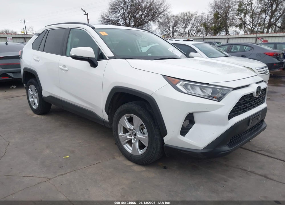 2020 TOYOTA RAV4 XLE VIN: 2T3W1RFV3LW091389