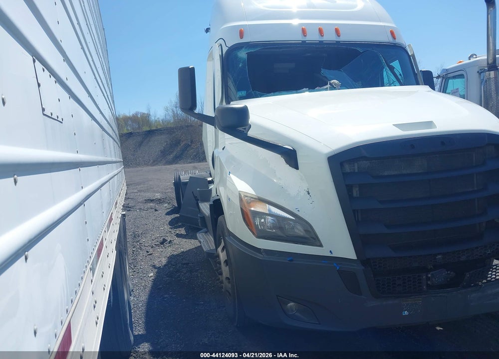 2020 FREIGHTLINER NEW CASCADIA 126 VIN: 3AKJHHDR5LSLH2708