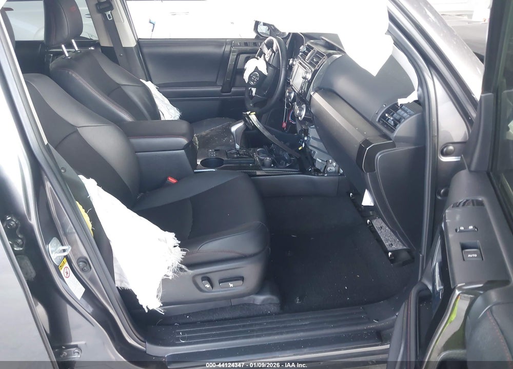 2019 TOYOTA 4RUNNER TRD OFF ROAD PREMIUM VIN: JTEBU5JR5K5620139
