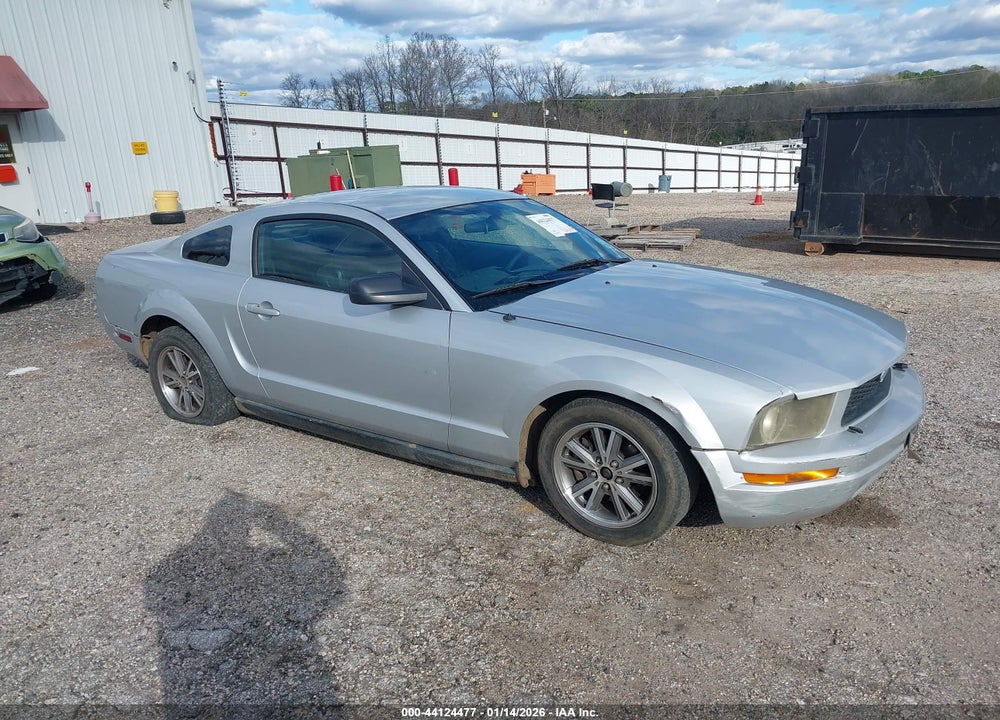 2005 FORD MUSTANG V6 DELUXE/V6 PREMIUM VIN: 1ZVFT80N955137683
