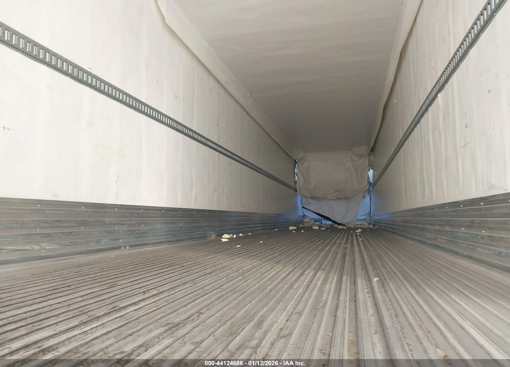 2024 UTILITY TRAILER MFG 53' REEFER SEMI TRAILER VIN: 3UTVS2539R8950012