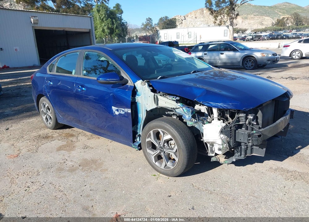 2021 KIA FORTE LXS VIN: 3KPF24AD3ME312923