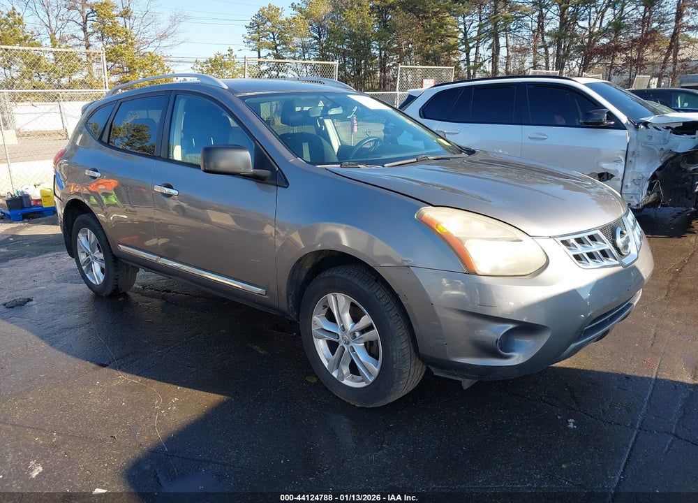 2015 NISSAN ROGUE SELECT S VIN: JN8AS5MV8FW753044