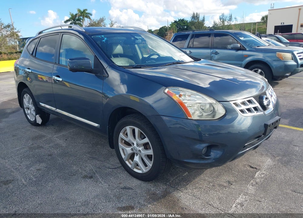 2013 NISSAN ROGUE VIN: JN8AS5MV1DW613639
