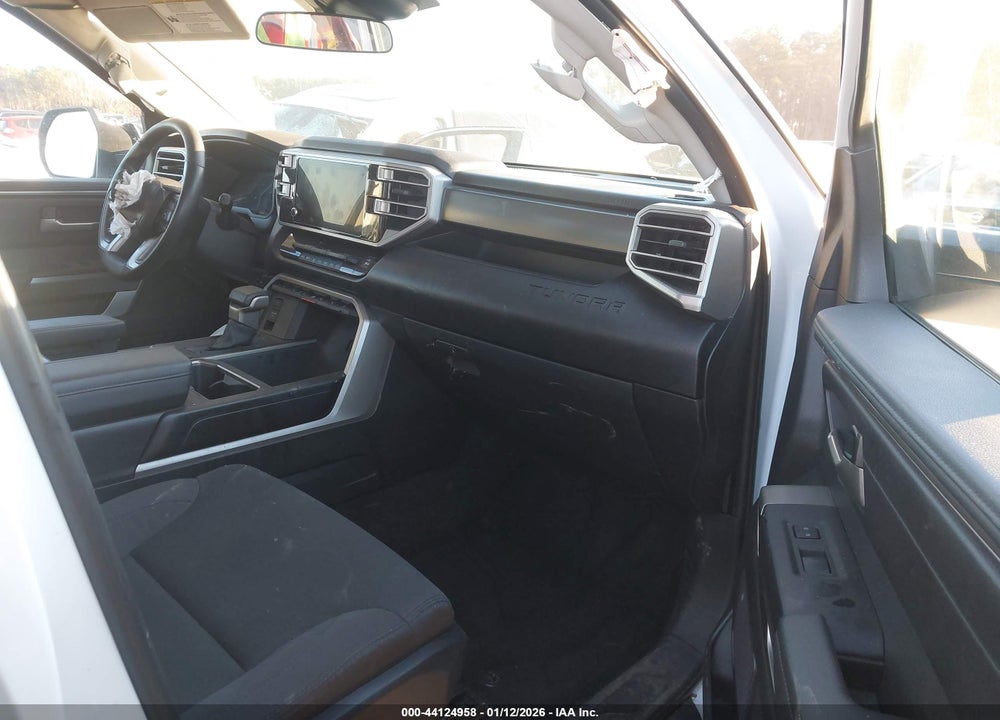 2024 TOYOTA TUNDRA SR5 VIN: 5TFLA5DB8RX228643
