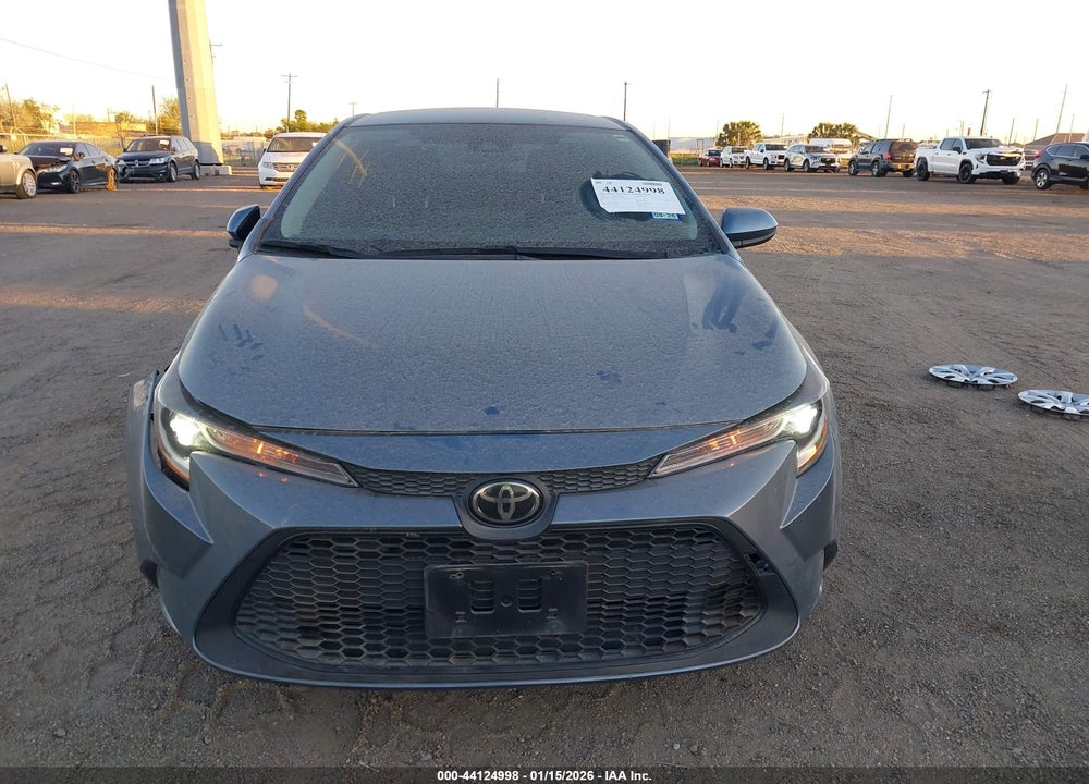 2022 TOYOTA COROLLA LE VIN: 5YFEPMAE0NP290529