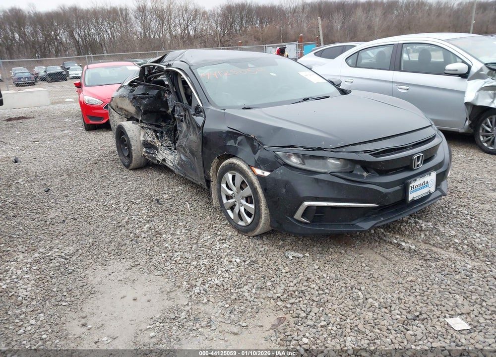 2019 HONDA CIVIC LX VIN: 2HGFC2F6XKH552890