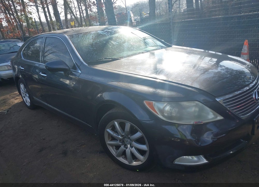 2008 LEXUS LS 460 VIN: JTHBL46F185080019