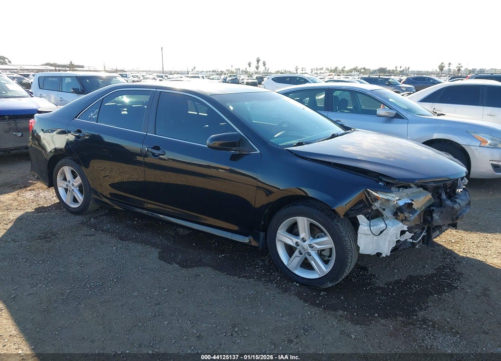 2013 TOYOTA CAMRY SE VIN: 4T1BF1FK3DU285373