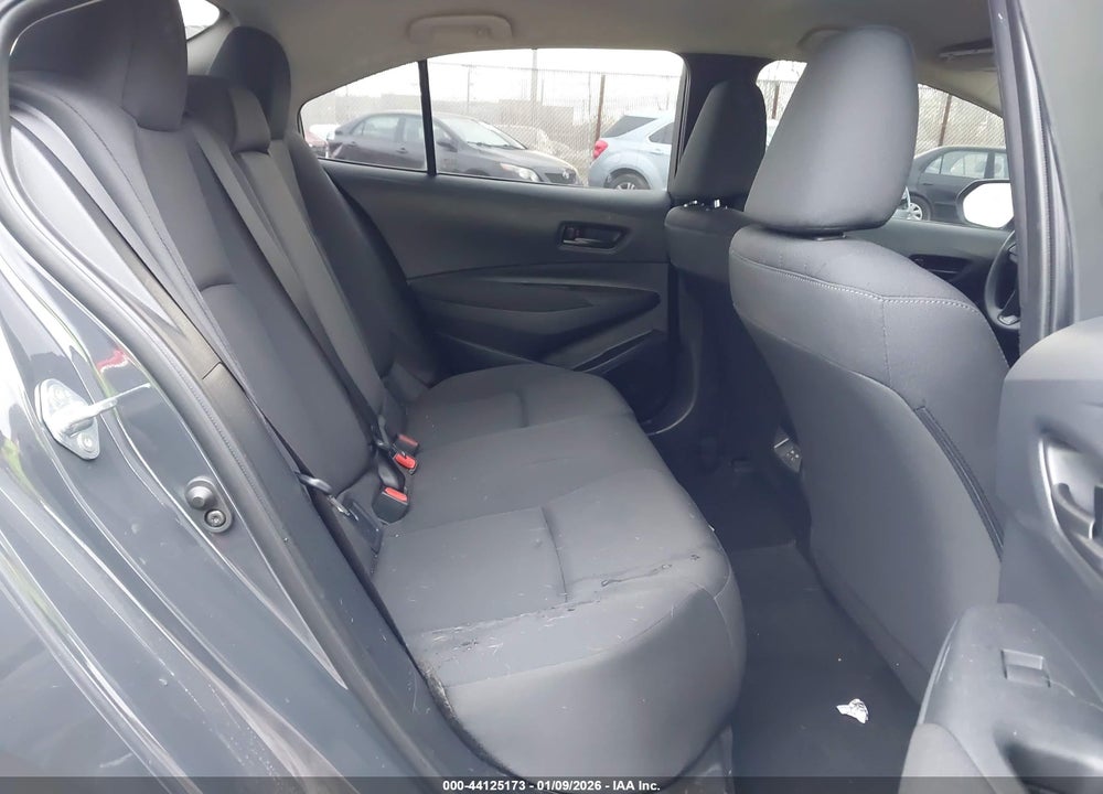 2024 TOYOTA COROLLA LE VIN: 5YFB4MDE1RP211818