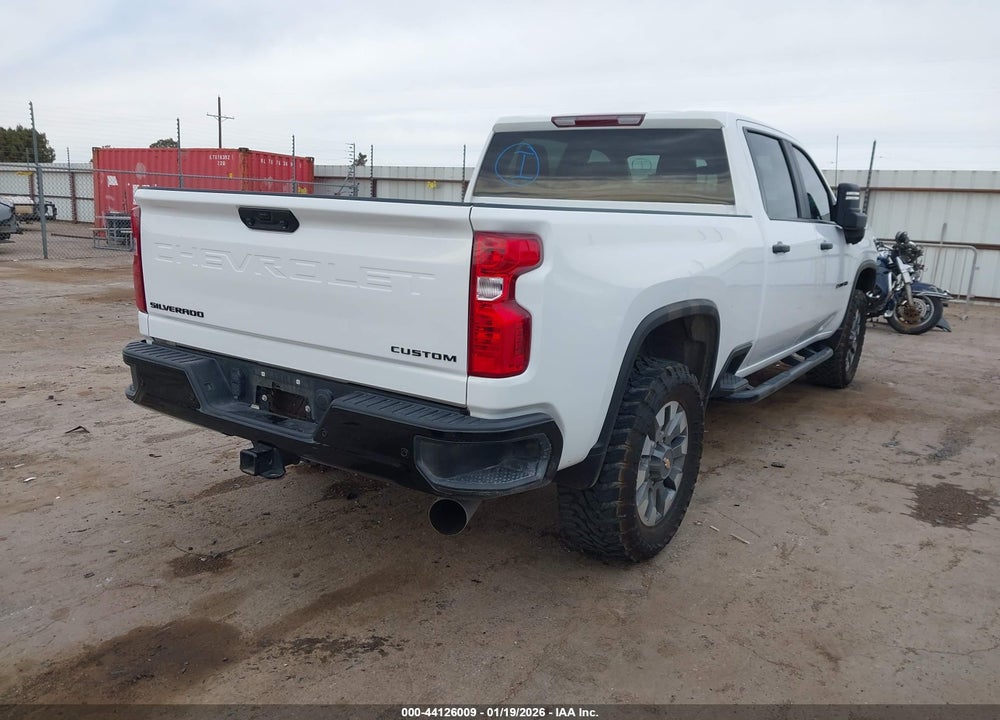 2024 CHEVROLET SILVERADO 2500HD 4WD  STANDARD BED CUSTOM VIN: 2GC4YMEY1R1107673