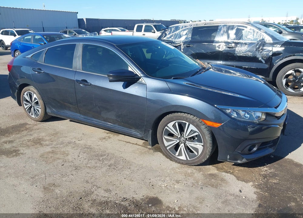 2018 HONDA CIVIC EX-T VIN: JHMFC1F36JX039966
