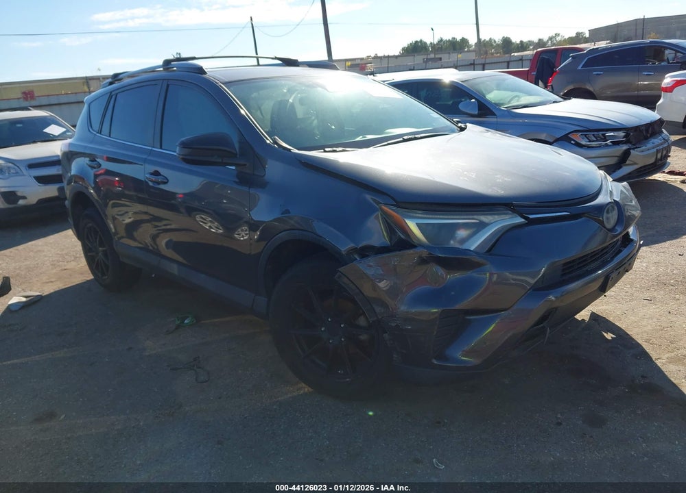 2018 TOYOTA RAV4 LE VIN: 2T3BFREV8JW739405