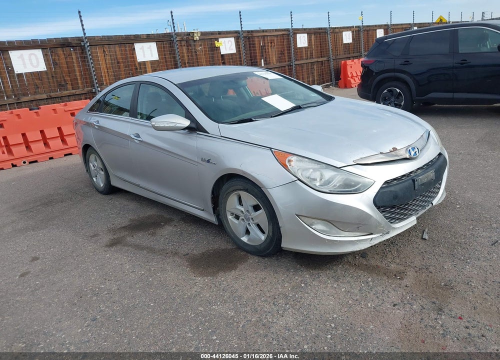 2012 HYUNDAI SONATA HYBRID VIN: KMHEC4A46CA022875