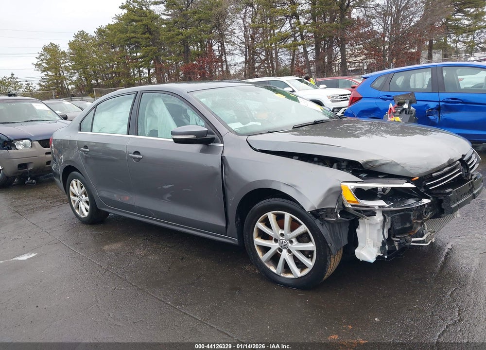 2014 VOLKSWAGEN JETTA 1.8T SE VIN: 3VWD17AJ2EM289592