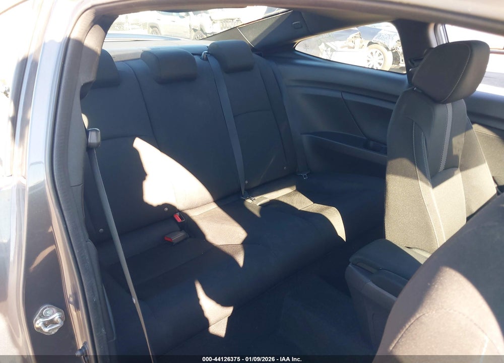 2019 HONDA CIVIC EX VIN: 2HGFC3B35KH352467